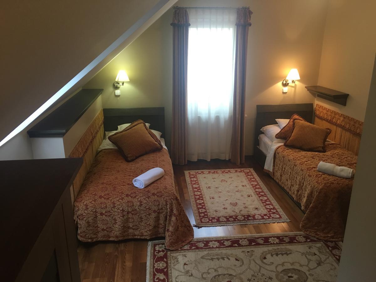 Haz Az Erdo Szelen Hotel Bánk Eksteriør billede